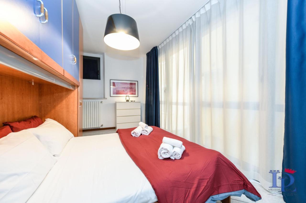Desenzanoloft Blue Lake Star Apartment Desenzano del Garda Bagian luar foto