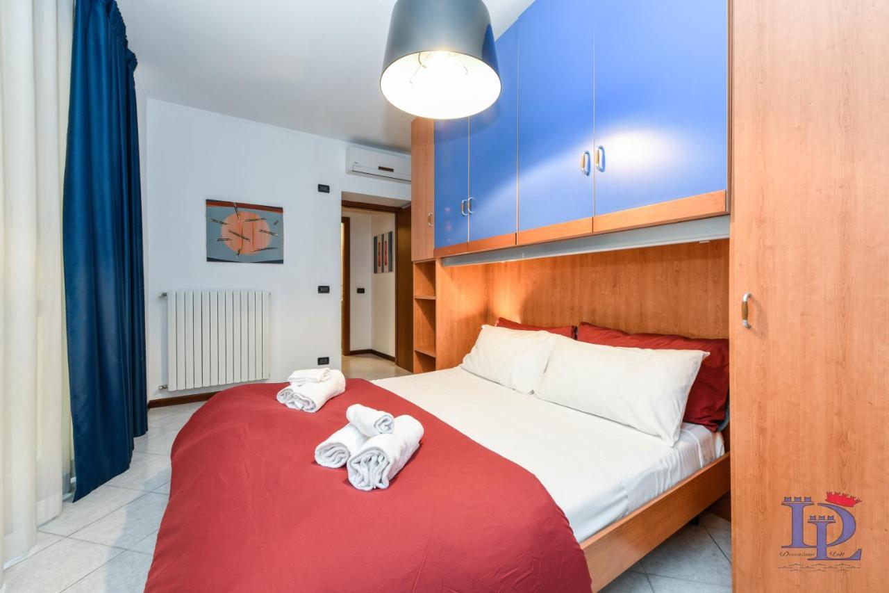 Desenzanoloft Blue Lake Star Apartment Desenzano del Garda Bagian luar foto