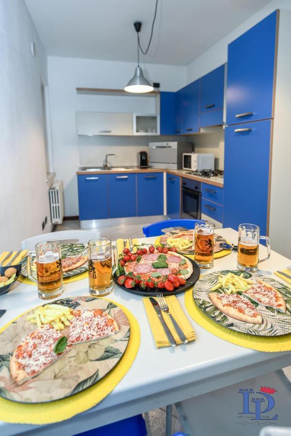 Desenzanoloft Blue Lake Star Apartment Desenzano del Garda Bagian luar foto