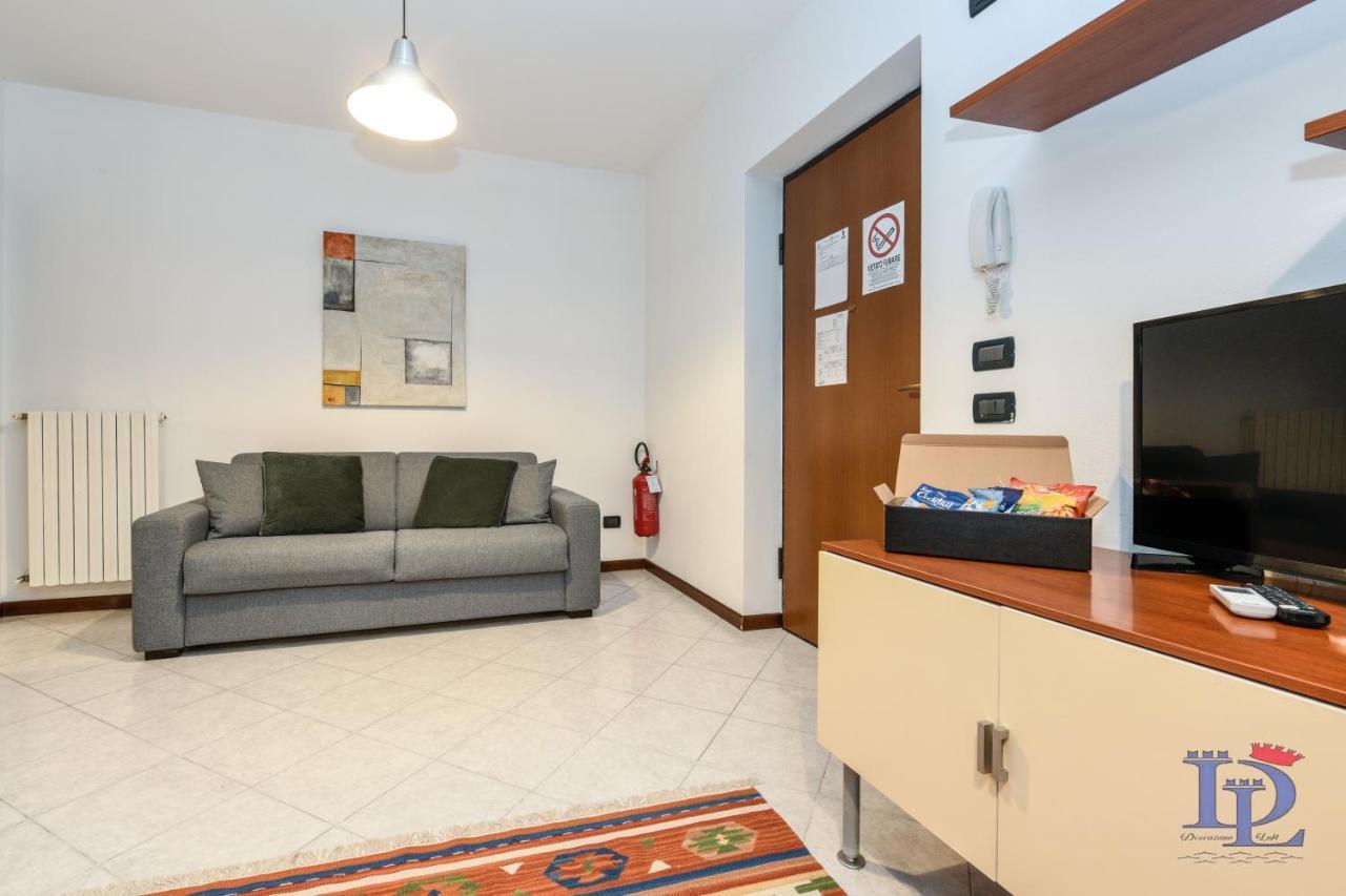 Desenzanoloft Blue Lake Star Apartment Desenzano del Garda Bagian luar foto
