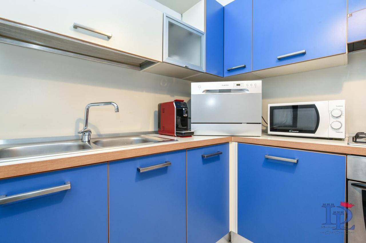 Desenzanoloft Blue Lake Star Apartment Desenzano del Garda Bagian luar foto