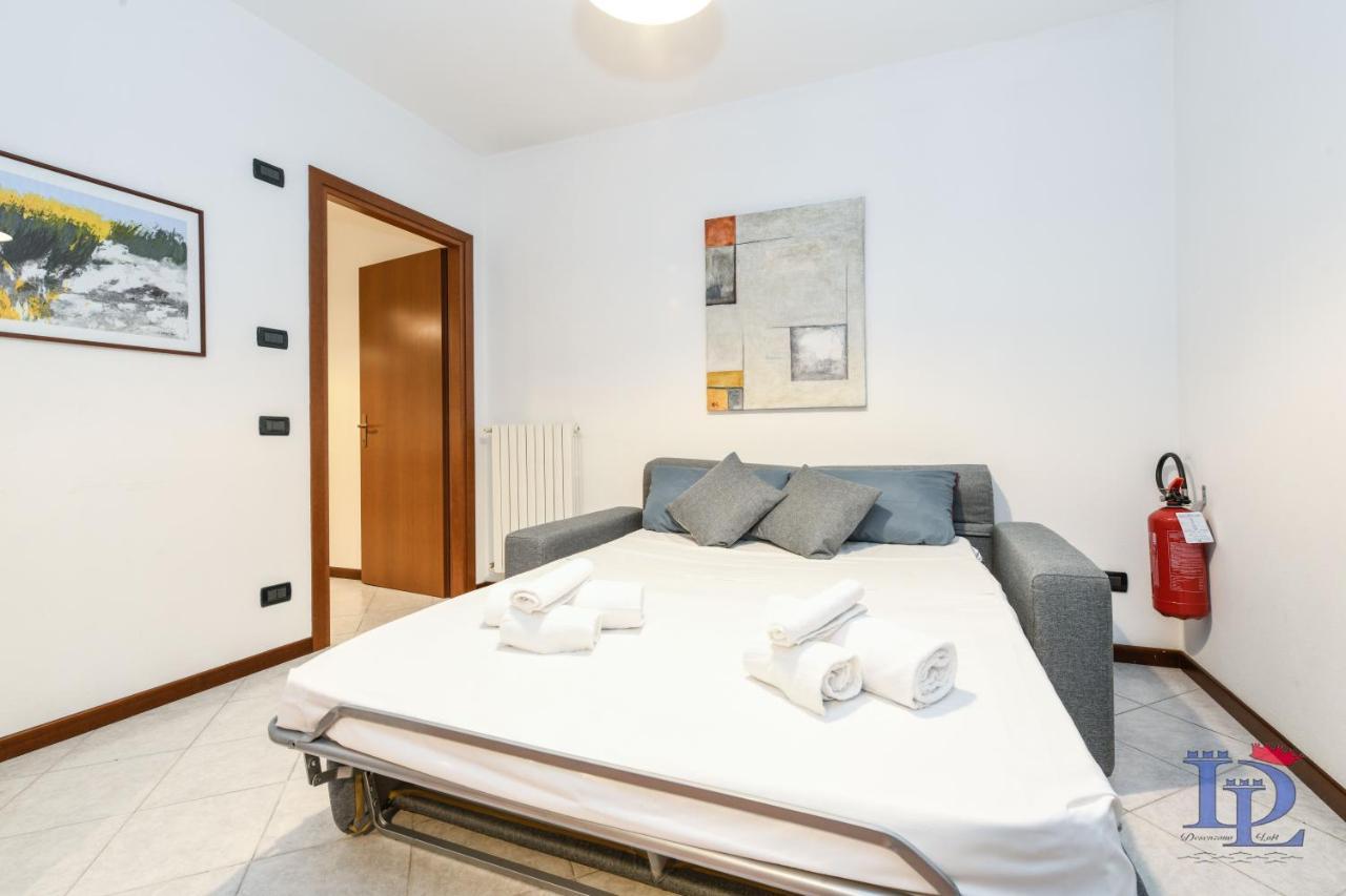 Desenzanoloft Blue Lake Star Apartment Desenzano del Garda Bagian luar foto